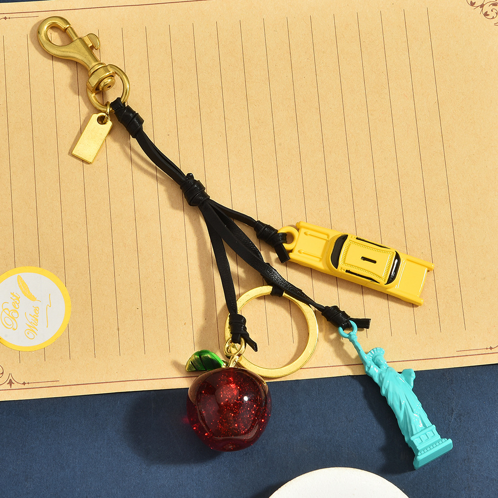 New York City Theme Multi Char - огляд і ціна Travel Accessories Apple